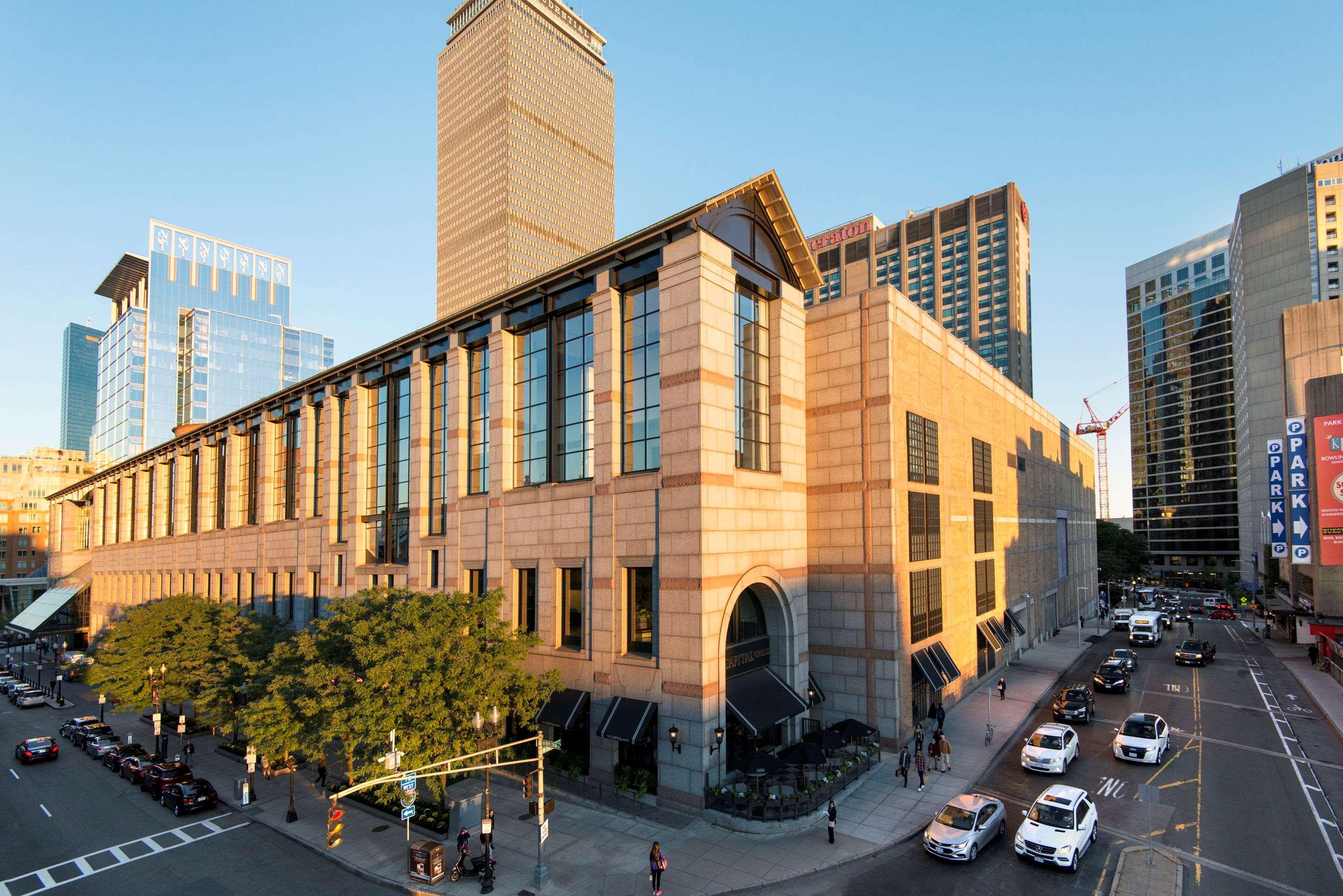 Cambria Hotel Boston Downtown - Seaport Екстер'єр фото