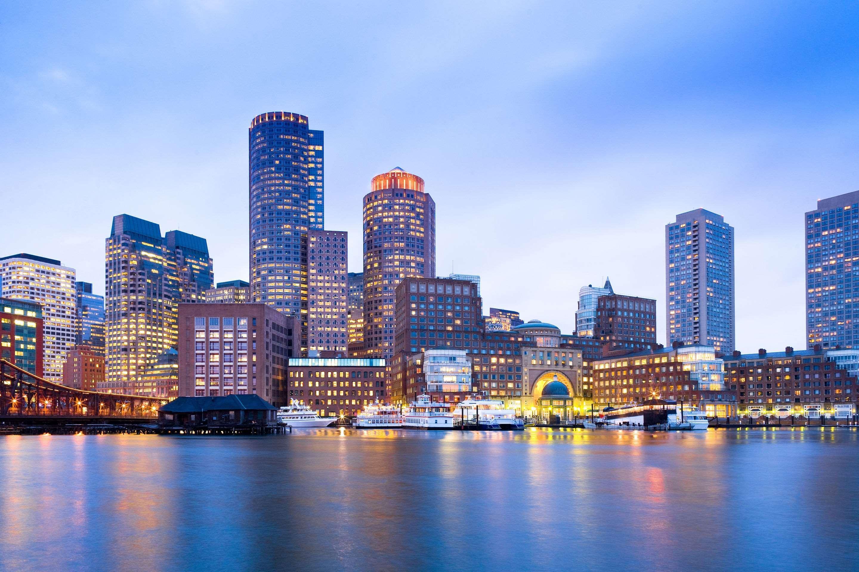 Cambria Hotel Boston Downtown - Seaport Екстер'єр фото
