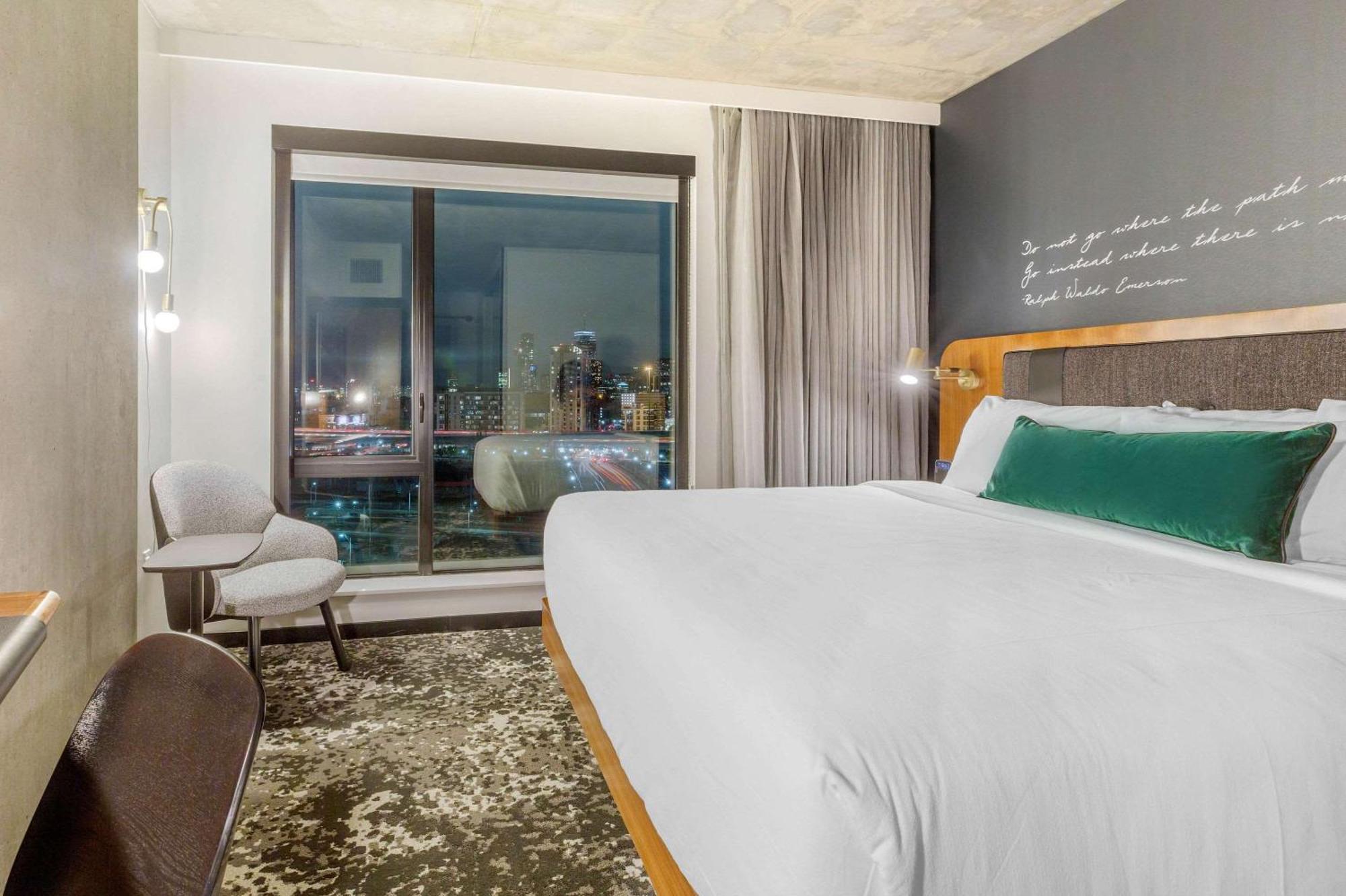 Cambria Hotel Boston Downtown - Seaport Екстер'єр фото